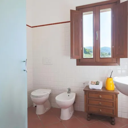 Sasso Regino Tuscany شقة